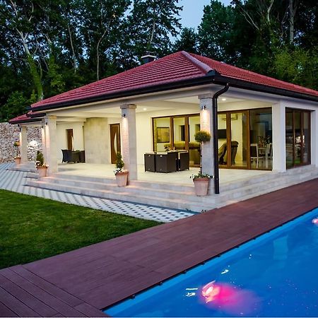 Villa Karla เมจูโกเรีย ภายนอก รูปภาพ