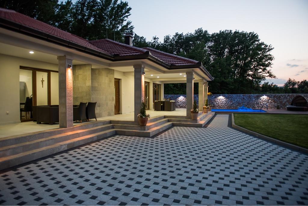 Villa Karla เมจูโกเรีย ภายนอก รูปภาพ