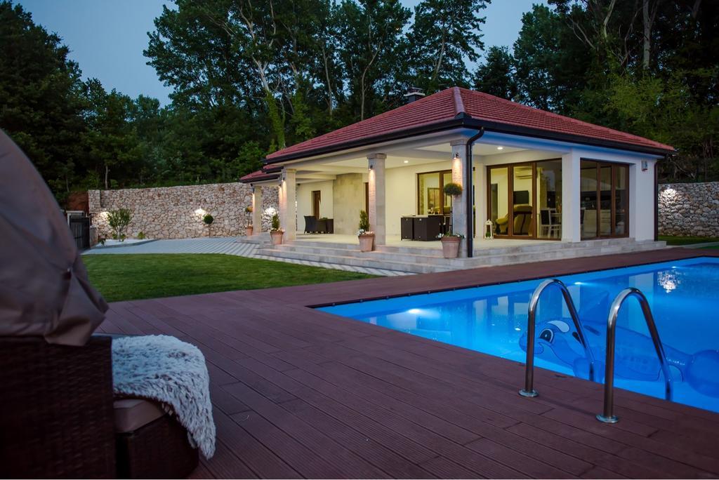 Villa Karla เมจูโกเรีย ภายนอก รูปภาพ