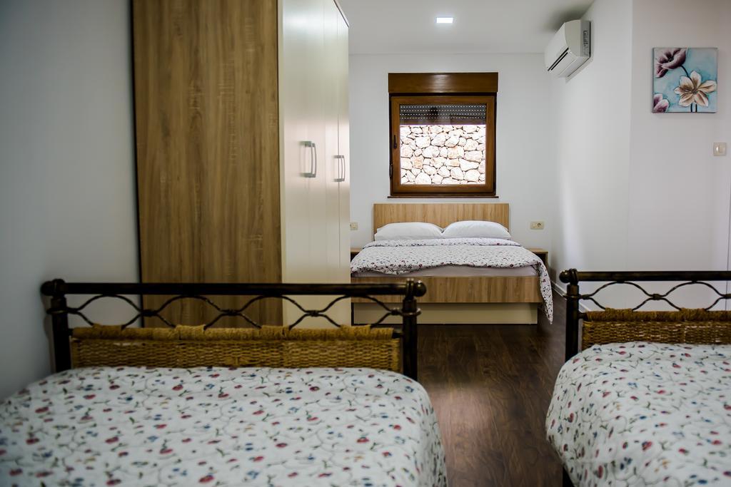Villa Karla เมจูโกเรีย ภายนอก รูปภาพ